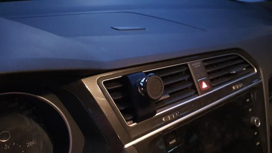 Handyhalter passend für Volkswagen VW Tiguan 2 AD1 Bj. 2016 - Made in Germany