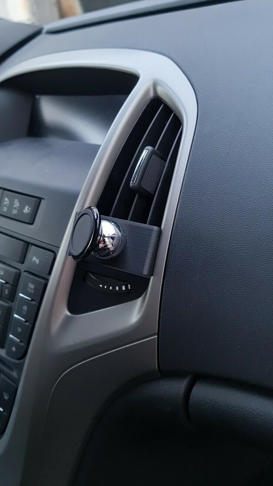 Handyhalter passend für Opel Astra J Bj. 09-18 - Made in Germany