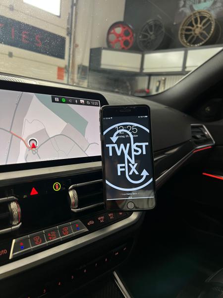 Handyhalter passend für BMW 2er G87 (PRE-LCI) Made in GERMANY